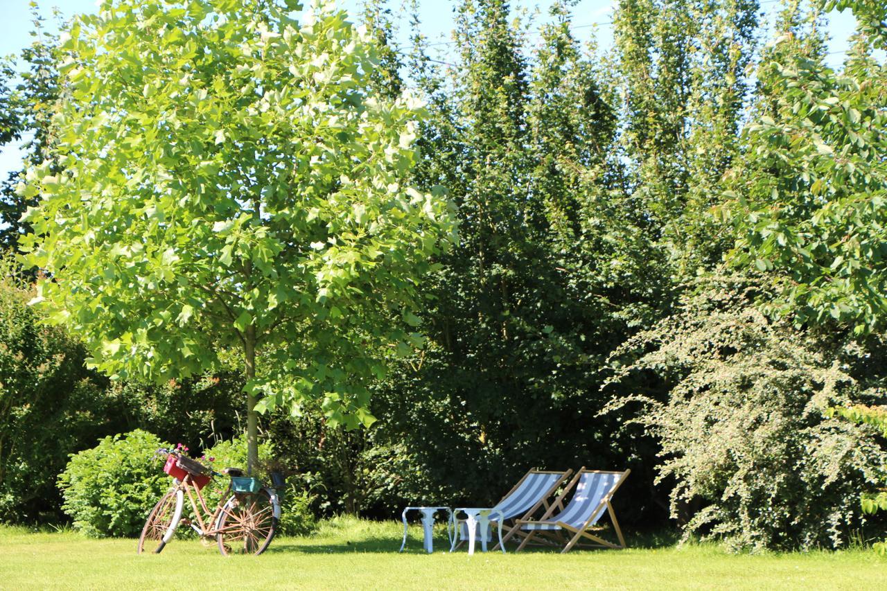Gite D'Anne Et Ulysse Sept-Freres Exterior foto